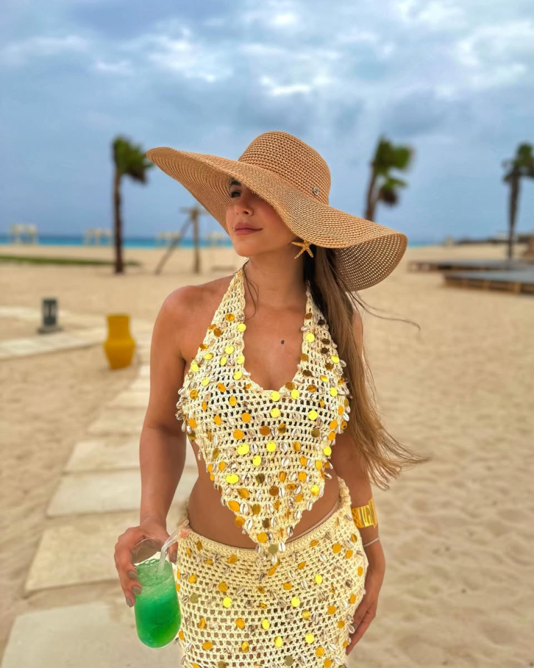 Crochet shells set